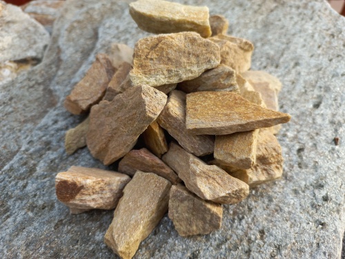 Златолит жёлтый декоративная каменная крошка купить в Новосибирске