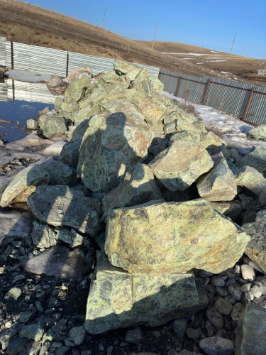 Камни для ландшафтного дизайна зелёные 10-60 килограмм купить в Новосибирске
