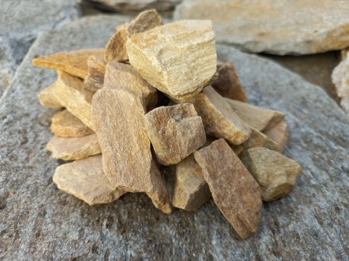 Златолит жёлтый декоративная каменная крошка купить в Новосибирске