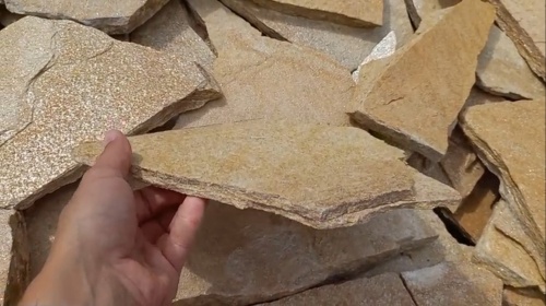 Плитняк златолит жёлтый для цоколя купить в Новосибирске