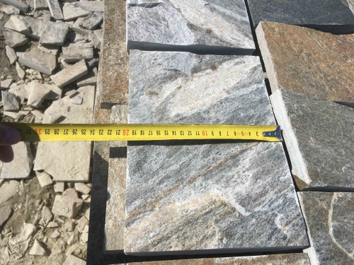 Плитка пилёная златолит Уральский для цоколя, отмостки купить в Новосибирске