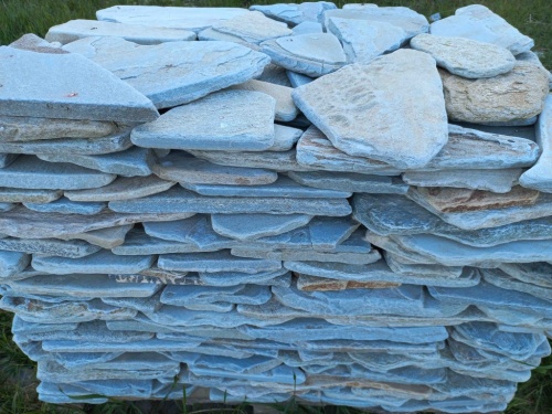 Плитняк златолит зелёный галтованный для цоколя купить в Новосибирске