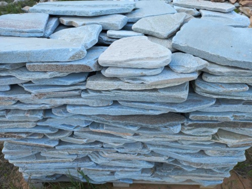 Плитняк златолит зелёный галтованный для цоколя купить в Новосибирске